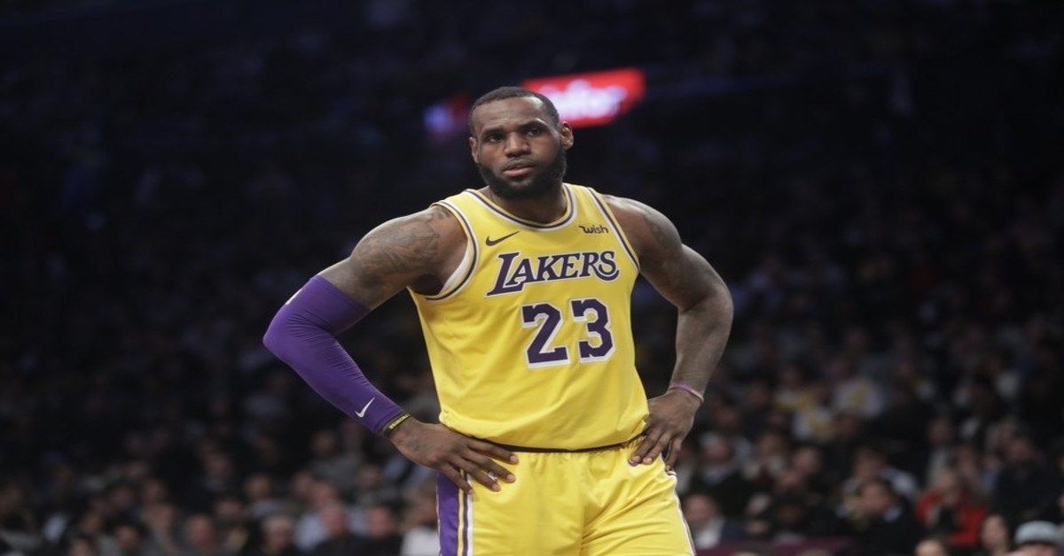 LeBron James, LA Lakers, column