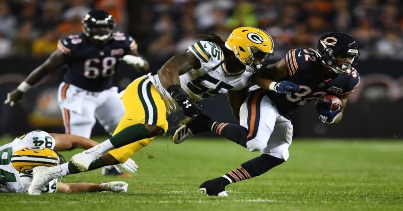 Green Bay dominates biggest rivals Chicago, here's 2 glaring reasons why