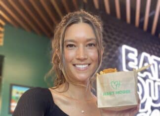 Kevin Hart's Hart House, Natalia LaLonde