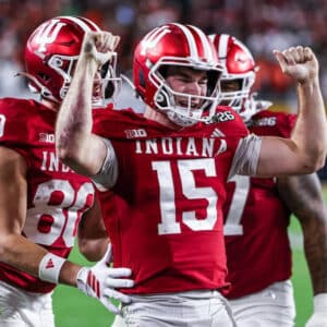 Indiana beats Miami, Fernando Mendoza